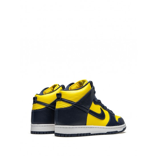 Dunk High SP "Michigan" sneakers
