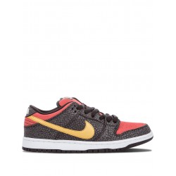 SB Dunk Low Premium QS "Walk Of Fame" sneakers