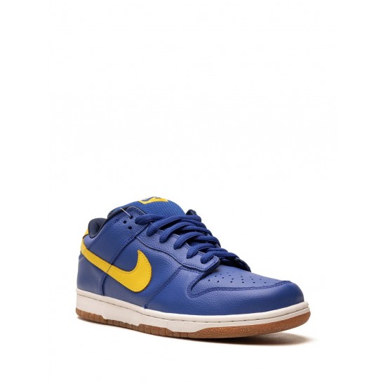 Dunk Low Pro SB sneakers