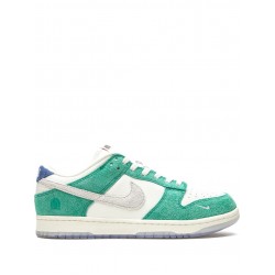 x Kasina Dunk Low "Road Sign" sneakers
