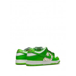 x Supreme SB Dunk Low "Stars - Mean Green" sneakers