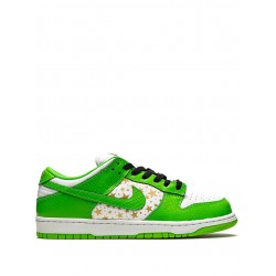 x Supreme SB Dunk Low "Stars - Mean Green" sneakers
