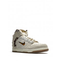 x Bodega Dunk High "Friends and Family" sneakers
