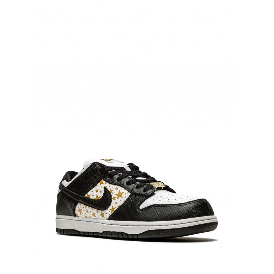 x Supreme SB Dunk Low "Stars/Black" sneakers