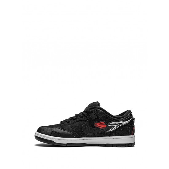 SB Dunk Low "Wasted Youth" sneakers