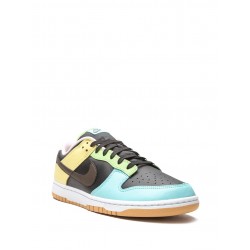 Dunk Low SE "Free 99 - Black" sneakers