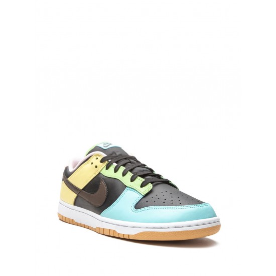 Dunk Low SE "Free 99 - Black" sneakers