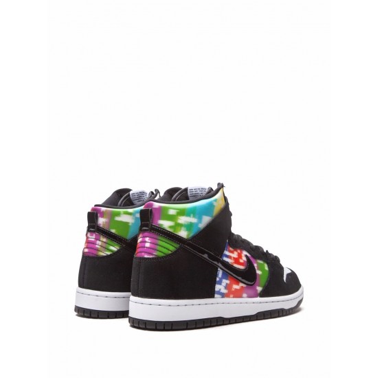 SB Dunk High "TV Signal" sneakers