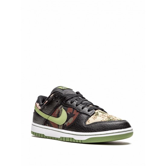 Dunk Low "Crazy Camo" sneakers