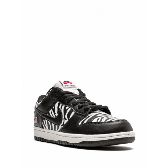 SB Dunk Low OG QS "Quarter Snacks" sneakers