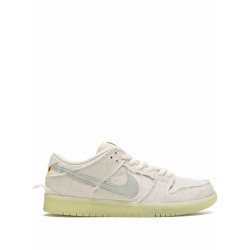 SB Dunk Low "Mummy" sneakers