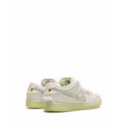 SB Dunk Low "Mummy" sneakers