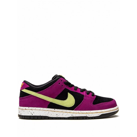 SB Dunk Low "ACG Terra- Red Plum" sneakers