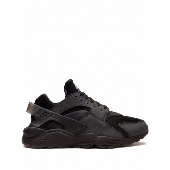 Huarache OG "Hyperlocal London" sneakers