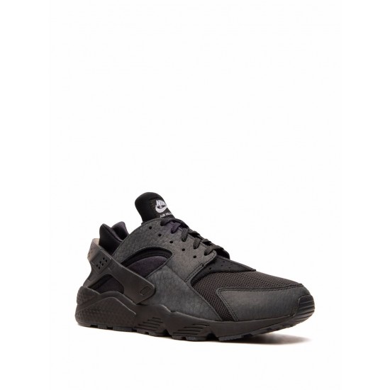 Huarache OG "Hyperlocal London" sneakers