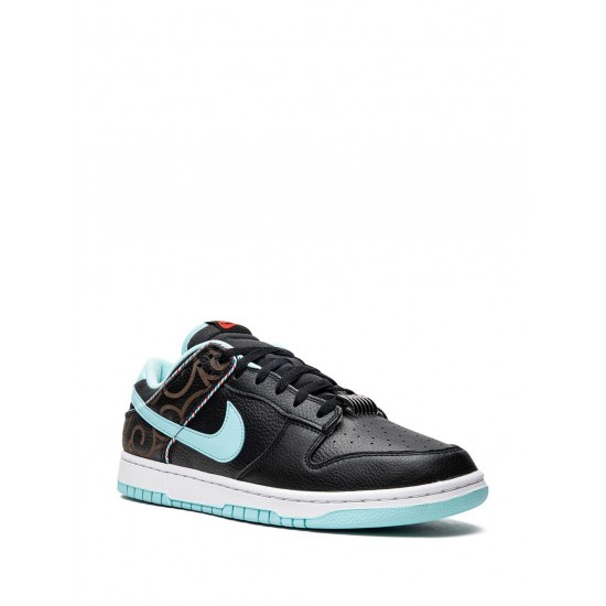 Dunk Low "Barbershop" sneakers