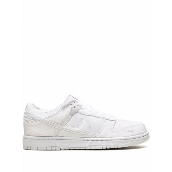 x Dover Street Market  Dunk Low "Triple White Velvet" sneakers