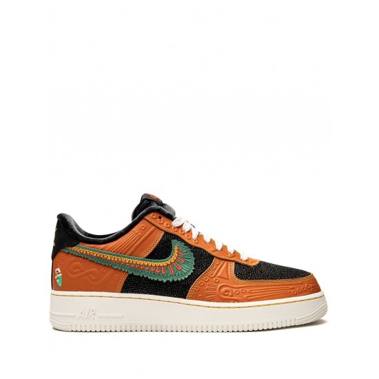 Air Force 1 '07 LX "Siempre Familia" sneakers