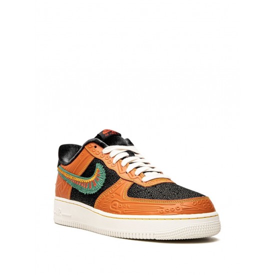 Air Force 1 '07 LX "Siempre Familia" sneakers