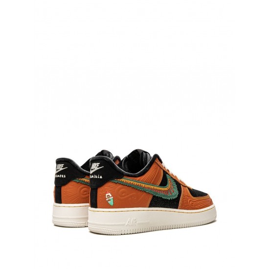 Air Force 1 '07 LX "Siempre Familia" sneakers