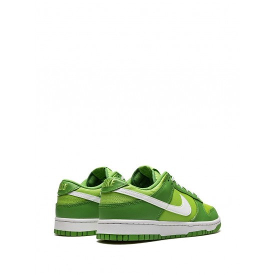Dunk Low Retro "Chlorophyll" sneakers