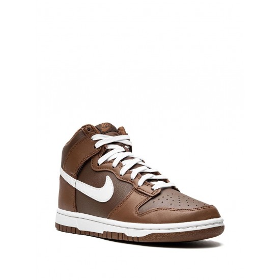 Dunk High "Chocolate" sneakers