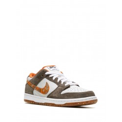 x Crushed DC SB Dunk Low Pro QS sneakers