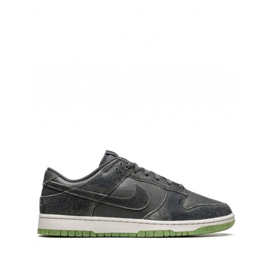 Dunk Low Retro PRM "Halloween 2022" sneakers