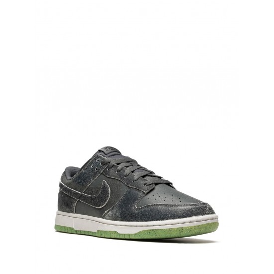Dunk Low Retro PRM "Halloween 2022" sneakers