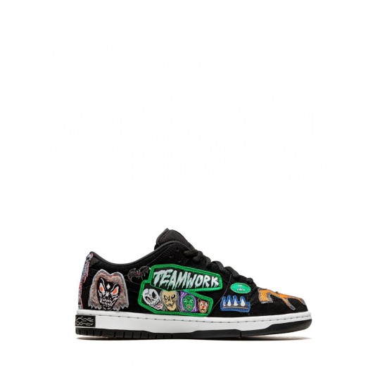 SB Dunk Low "Neckface" sneakers