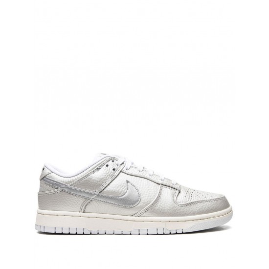 Dunk Low "Metallic Silver" sneakers