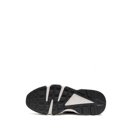 Air Huarache "Social FC" sneakers