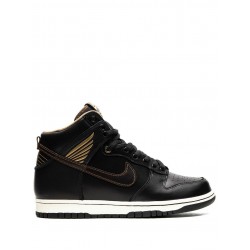 SB Dunk High "Pawnshop" sneakers