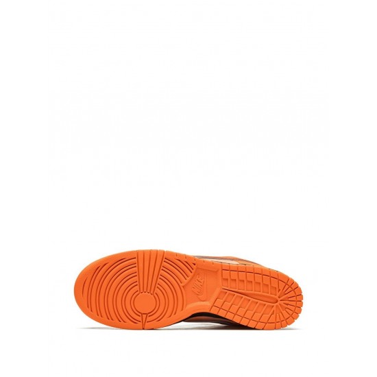 x Concepts SB Dunk Low "Orange Lobster Special Box" sneakers