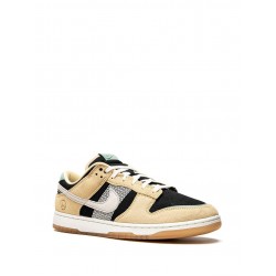 Dunk Low SE "Rooted In Peace" sneakers