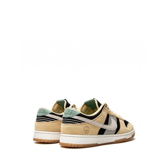 Dunk Low SE "Rooted In Peace" sneakers