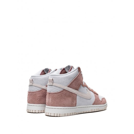 Dunk High sneakers