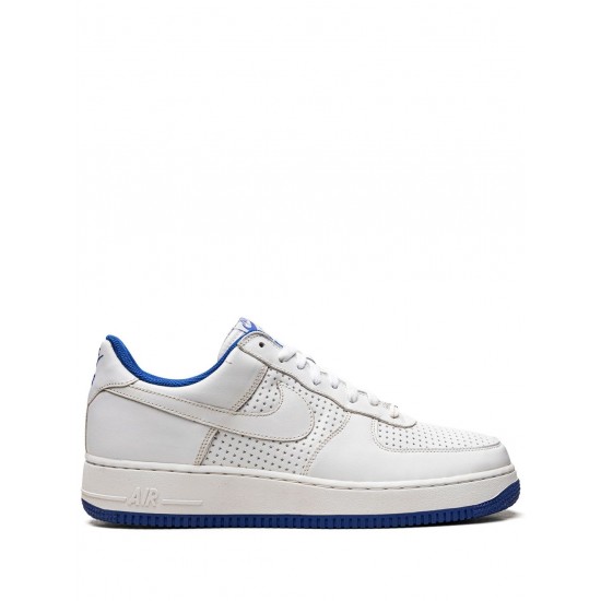 Air Force 1 sneakers