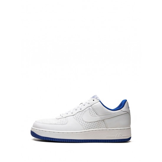 Air Force 1 sneakers