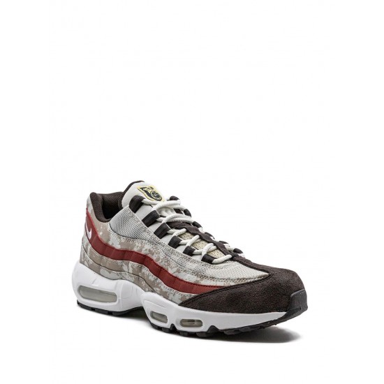 Air Max 95 "Social FC" sneakers