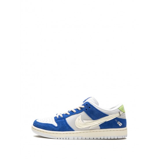 x Fly Streetwear SB Dunk Low "Gardenia" sneakers