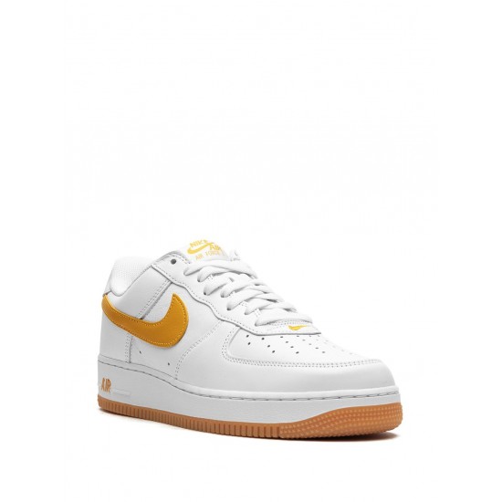 Air Force 1 Low waterproof "University Gold" sneakers