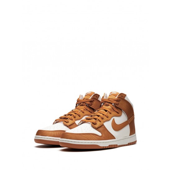 Dunk High "Monarch" sneakers