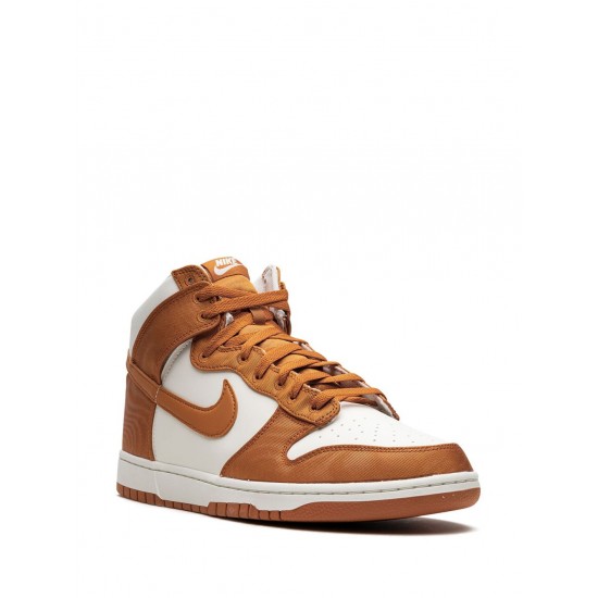 Dunk High "Monarch" sneakers