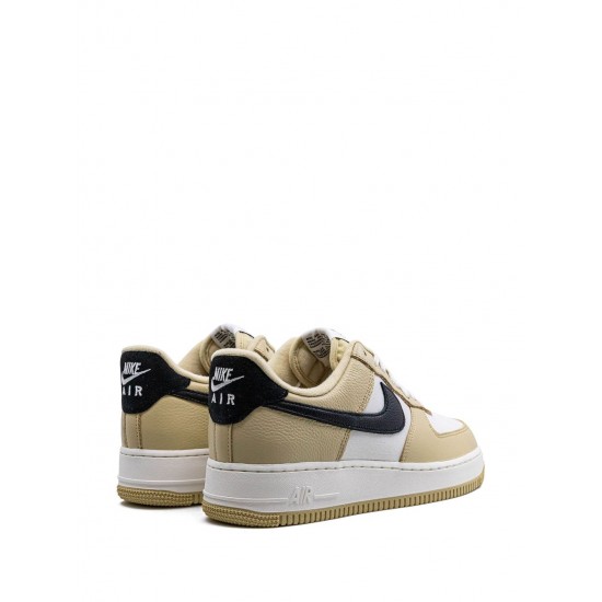 Air Force 1 '07 LX Low "Team Gold" sneakers