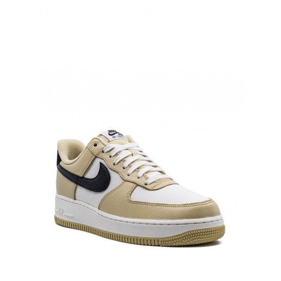 Air Force 1 '07 LX Low "Team Gold" sneakers