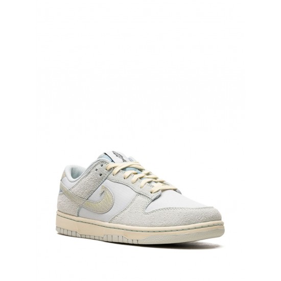 Dunk Low Retro "Gone Fishing" sneakers