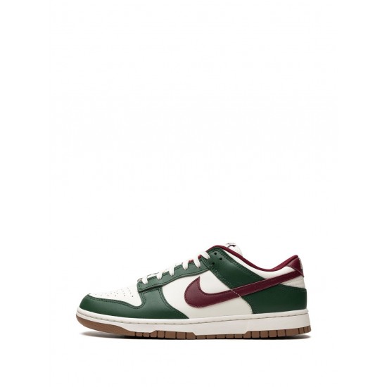 Dunk Low Retro leather sneakers