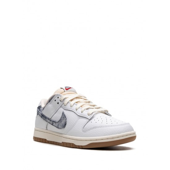 Dunk Low "Washed Denim" sneakers