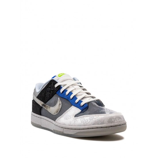 x CLOT Dunk Low "What The" sneakers